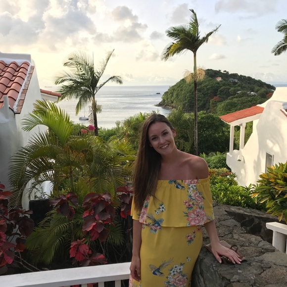 Meet your Posher, Ashleigh - Picture 1 of 2